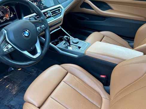 Used 2023 BMW 430i Coupe w/ Premium Package image 12