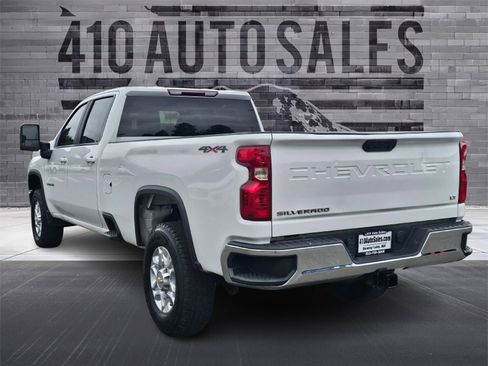 Used 2021 Chevrolet Silverado 3500 LT AWD/4WD image 8