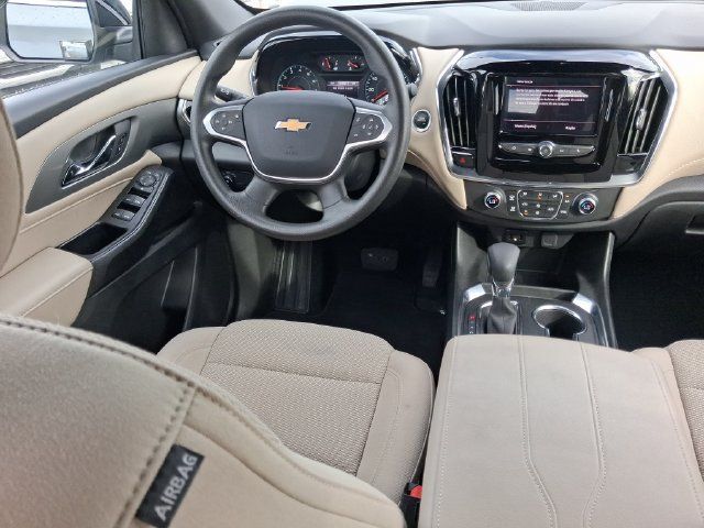 Used 2023 Chevrolet Traverse LS FWD image 8