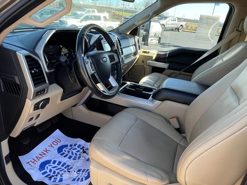 Used 2019 Ford F350 Lariat w/ Lariat Ultimate Package image 8