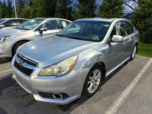 Used 2013 Subaru Legacy 2.5i Limited image 1