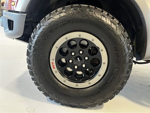 Used 2014 Ford F150 Raptor w/ Equipment Group 801A Luxury image 35