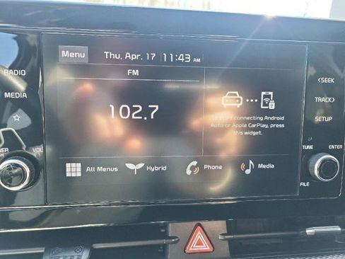 Used 2023 Kia Sportage LX image 10