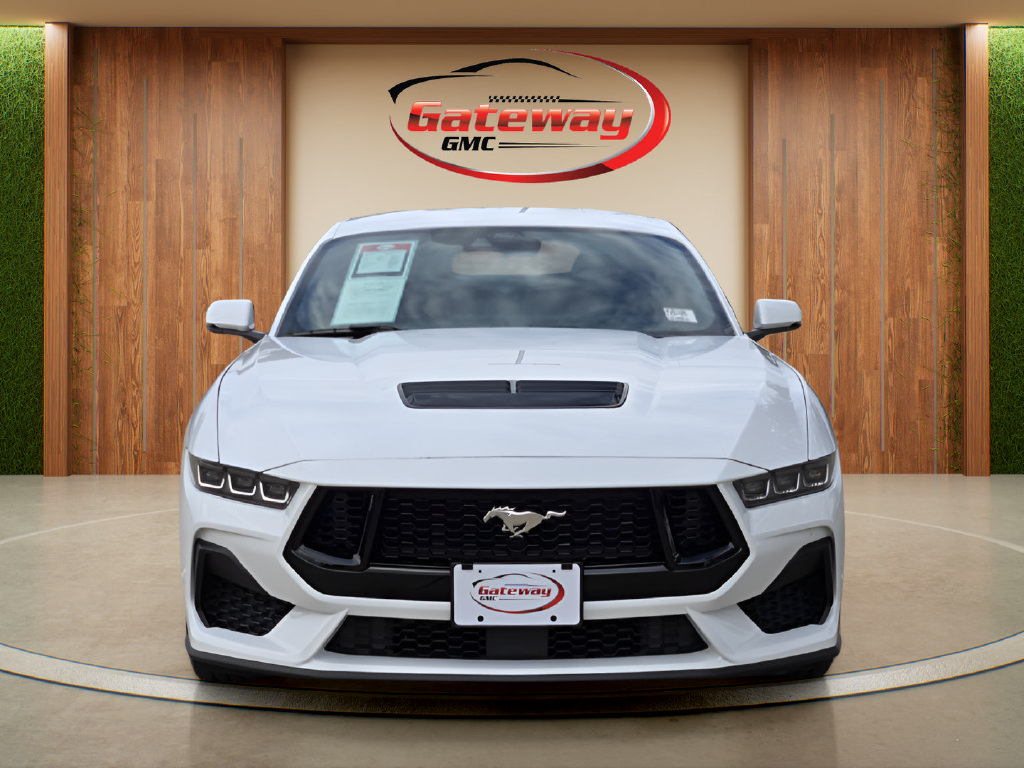 Used 2024 Ford Mustang GT Premium RWD image 2