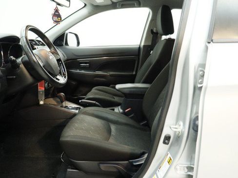 Used 2024 Mitsubishi Outlander Sport AWD image 7