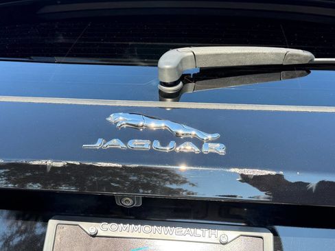 Used 2020 Jaguar F-PACE S image 22