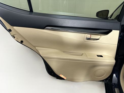 Used 2015 Lexus ES 350 FWD image 25