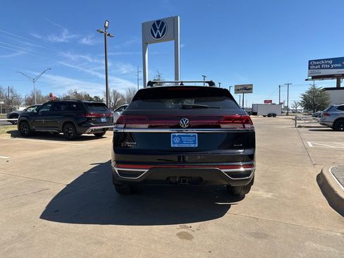 New 2026 Volkswagen Atlas Cross Sport SEL AWD/4WD image 6