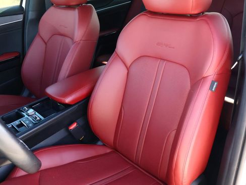 Used 2025 Kia K5 GT-Line w/ GT-Line Premium Package image 13