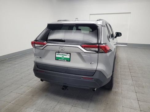 Used 2021 Toyota RAV4 LE FWD image 7