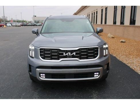 Used 2023 Kia Telluride SX Prestige image 9