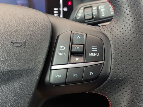 Used 2023 Ford Escape ST-Line w/ Tech Pack #1 FWD image 27