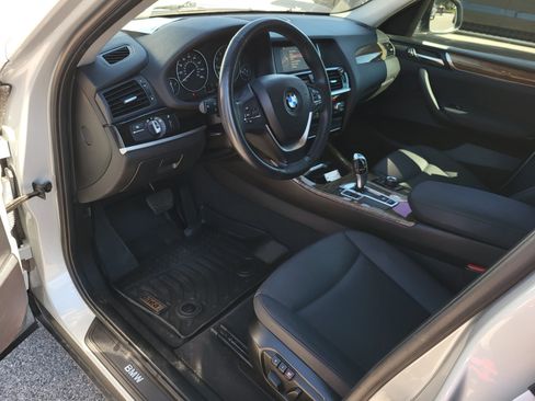 Used 2017 BMW X3 sDrive28i image 12
