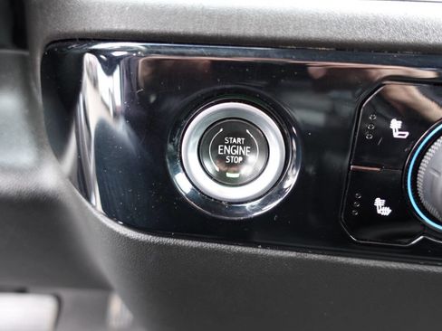 Used 2023 Chevrolet Silverado 1500 LT AWD/4WD image 46
