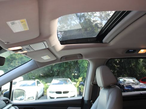 Used 2019 Honda Odyssey EX-L image 32