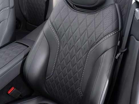 Used 2024 Aston Martin DB12 Convertible image 26