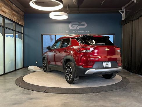 Used 2024 Chevrolet TrailBlazer LT w/ Convenience Package image 5