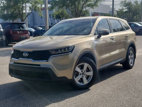 Used 2021 Kia Sorento LX FWD image 34