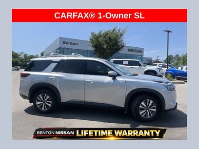 Used 2025 Nissan Pathfinder SL