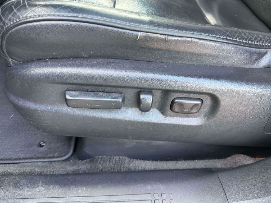 Used 2011 Honda Pilot EX-L image 16
