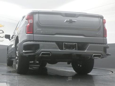 Used 2025 Chevrolet Silverado 1500 High Country w/ Z71 Off-Road Package AWD/4WD image 53