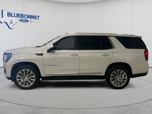 Used 2024 GMC Yukon Denali AWD/4WD image 8