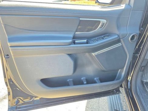 Certified 2025 Ford Expedition Max Platinum w/ Stealth Appearance Package AWD/4WD image 10