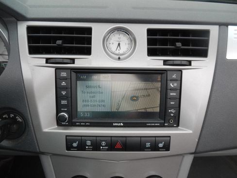 Used 2008 Chrysler Sebring Touring w/ Special Touring Group image 3