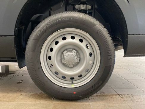 New 2025 Ford Maverick XL w/ Equipment Group 102A image 23