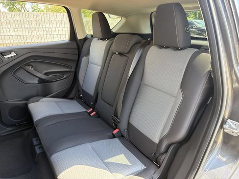 Used 2017 Ford Escape SE w/ Equipment Group 201A AWD/4WD image 20