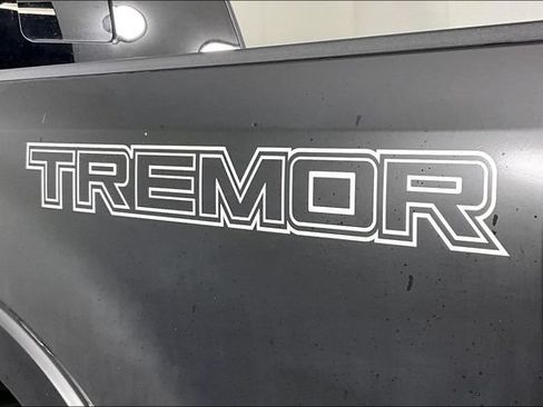Used 2021 Ford F250 Lariat AWD/4WD image 23