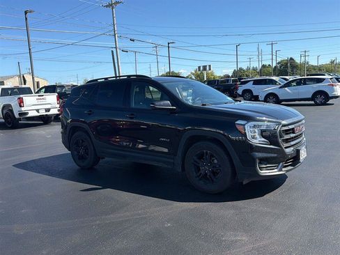 Used 2022 GMC Terrain AT4 w/ Infotainment Package II AWD/4WD image 2