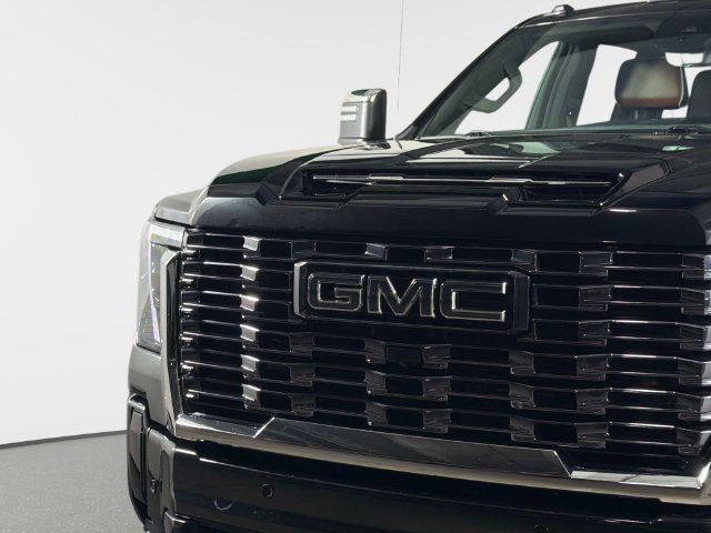 Used 2025 GMC Sierra 2500 Denali Ultimate AWD/4WD image 11