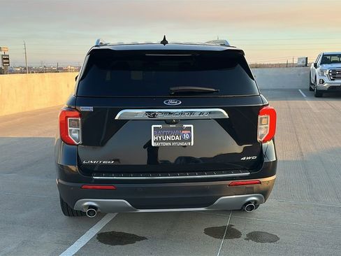 Used 2024 Ford Explorer Limited w/ Equipment Group 301A image 12