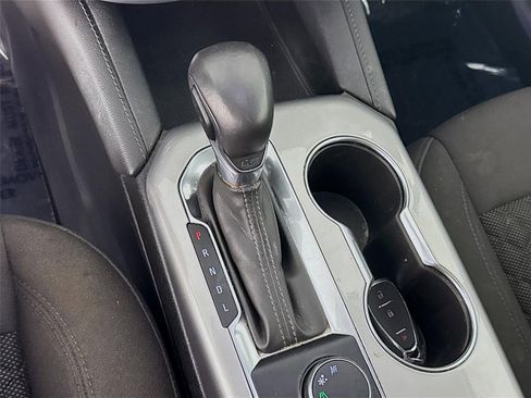 Used 2020 Chevrolet Blazer LT FWD image 17