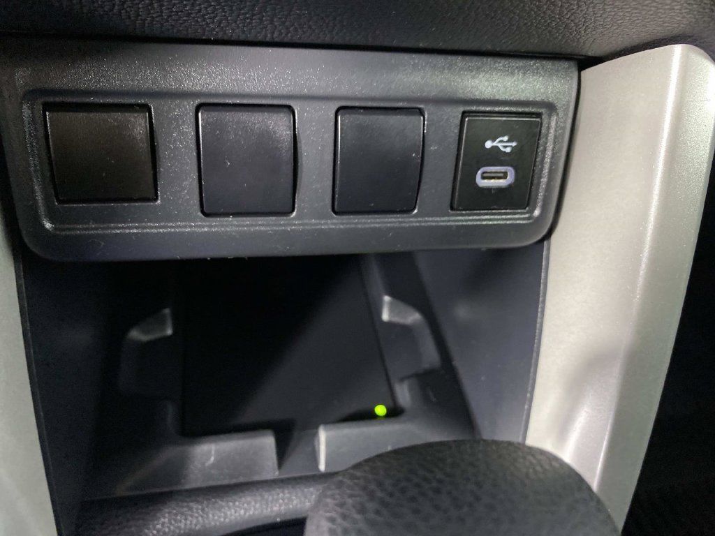 Used 2024 Toyota Corolla Cross AWD Hybrid image 21