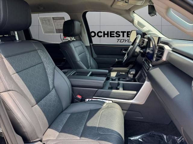 Used 2024 Toyota Tundra Limited AWD/4WD image 47
