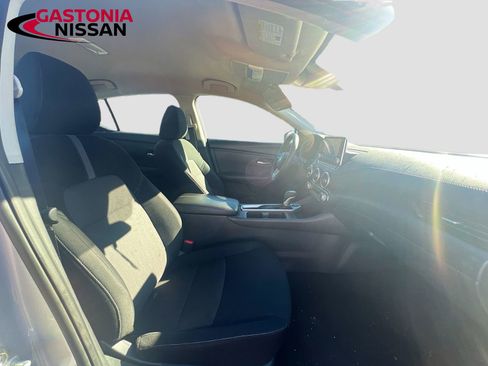 Used 2023 Nissan Sentra SV image 34