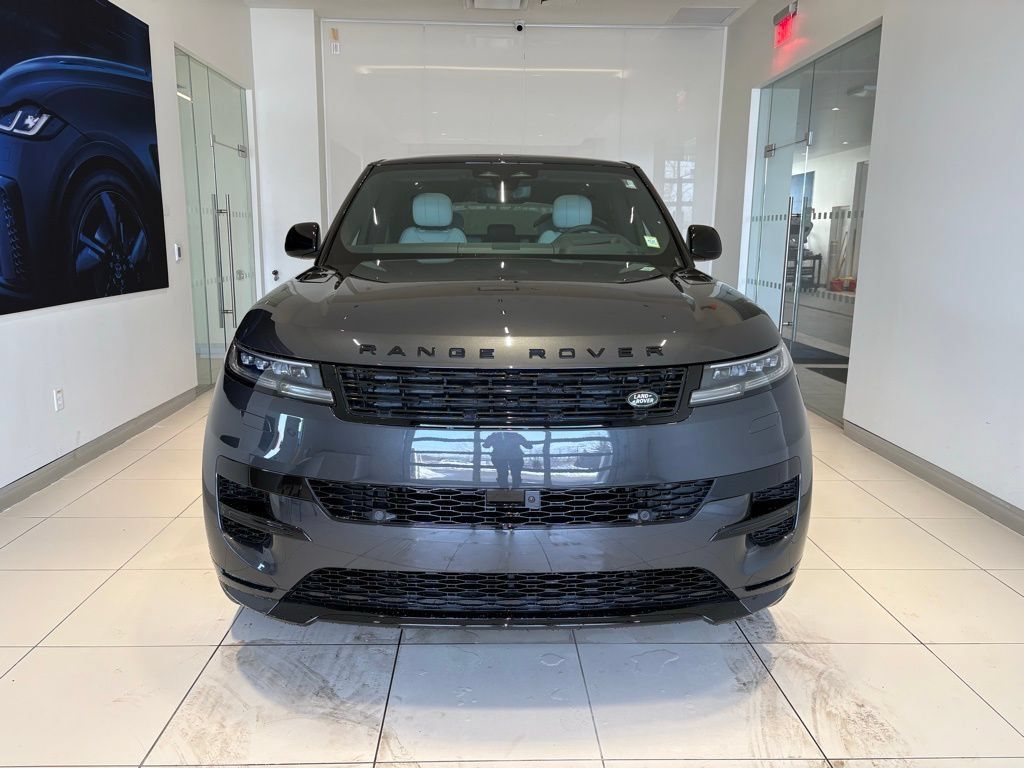 New 2026 Land Rover Range Rover Sport Dynamic SE AWD/4WD image 7
