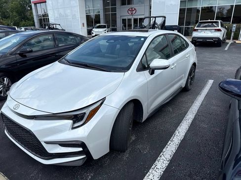 Certified 2023 Toyota Corolla XSE FWD image 1