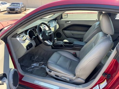 Used 2005 Ford Mustang Coupe RWD image 10
