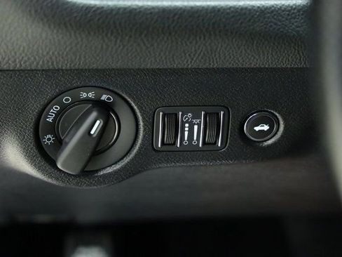 Used 2022 Dodge Challenger R/T Scat Pack image 24