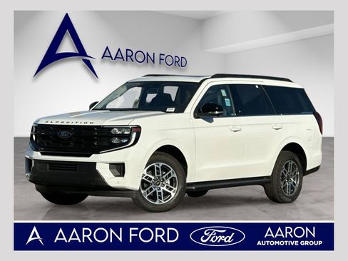 New 2025 Ford Expedition Active image 1
