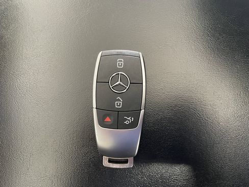 Certified 2024 Mercedes-Benz GLE 350 4MATIC image 23