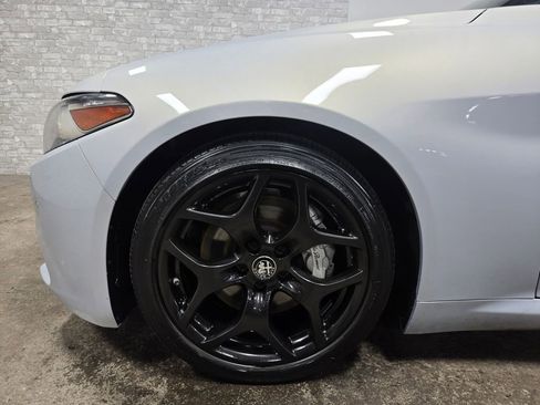 Used 2021 Alfa Romeo Giulia Sprint w/ Nero Edizione image 57