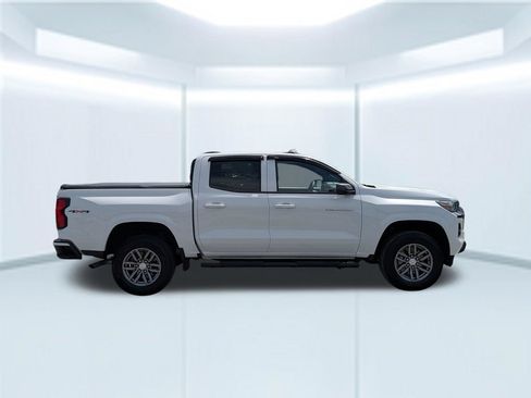 Used 2025 Chevrolet Colorado LT w/ Advanced Trailering Package AWD/4WD image 7