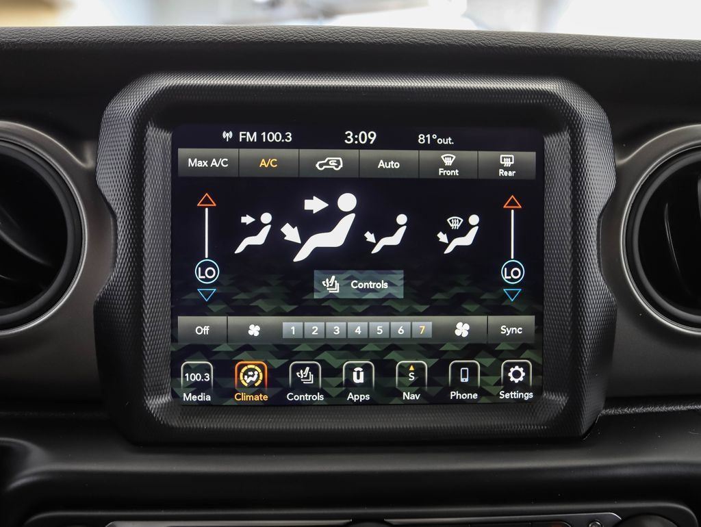 Used 2021 Jeep Wrangler Unlimited Sport AWD/4WD image 18