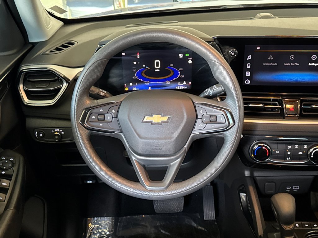 Used 2025 Chevrolet TrailBlazer LT FWD image 13