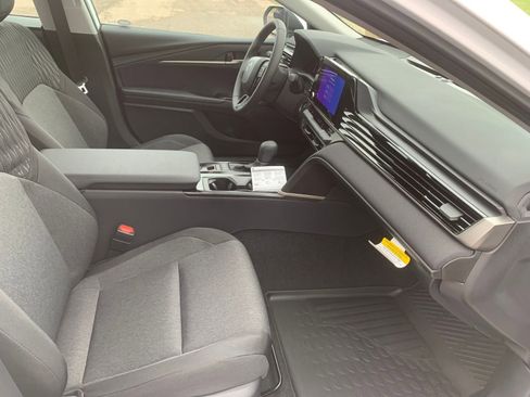 New 2026 Toyota Camry LE image 29