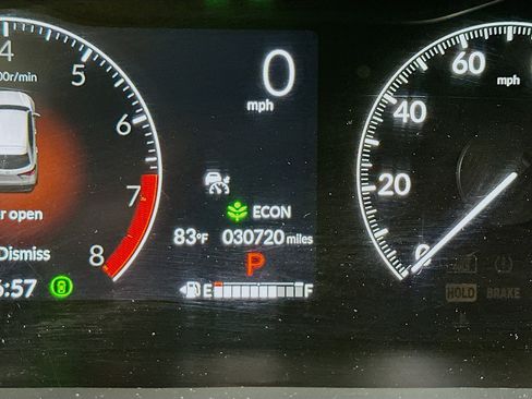 Used 2025 Honda HR-V LX image 18